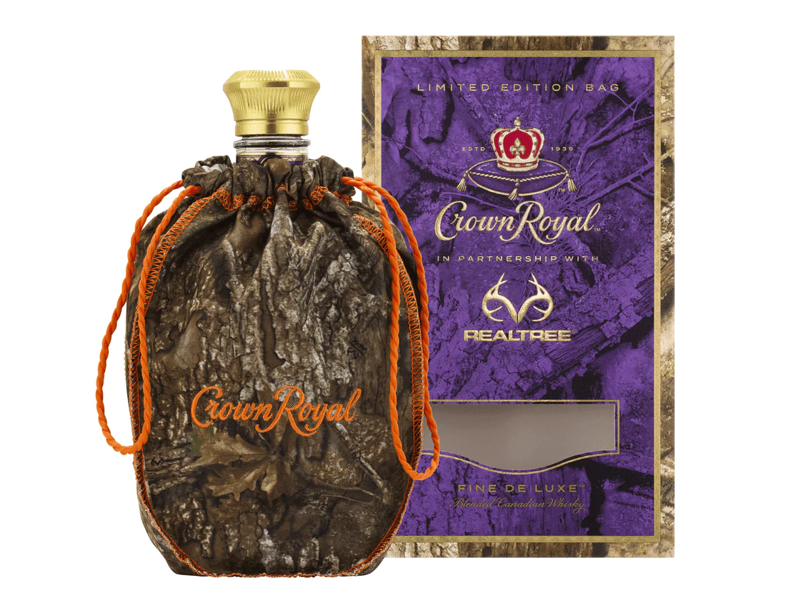 Crown Royal x REALTREE Fine De Luxe Limited Edition Camo Bag - Image 3