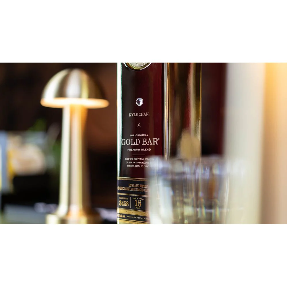Gold Bar Blended American Whiskey Diamond Edition Cognac Barrel With Toasted Oak Finish 18 Year - Image 4