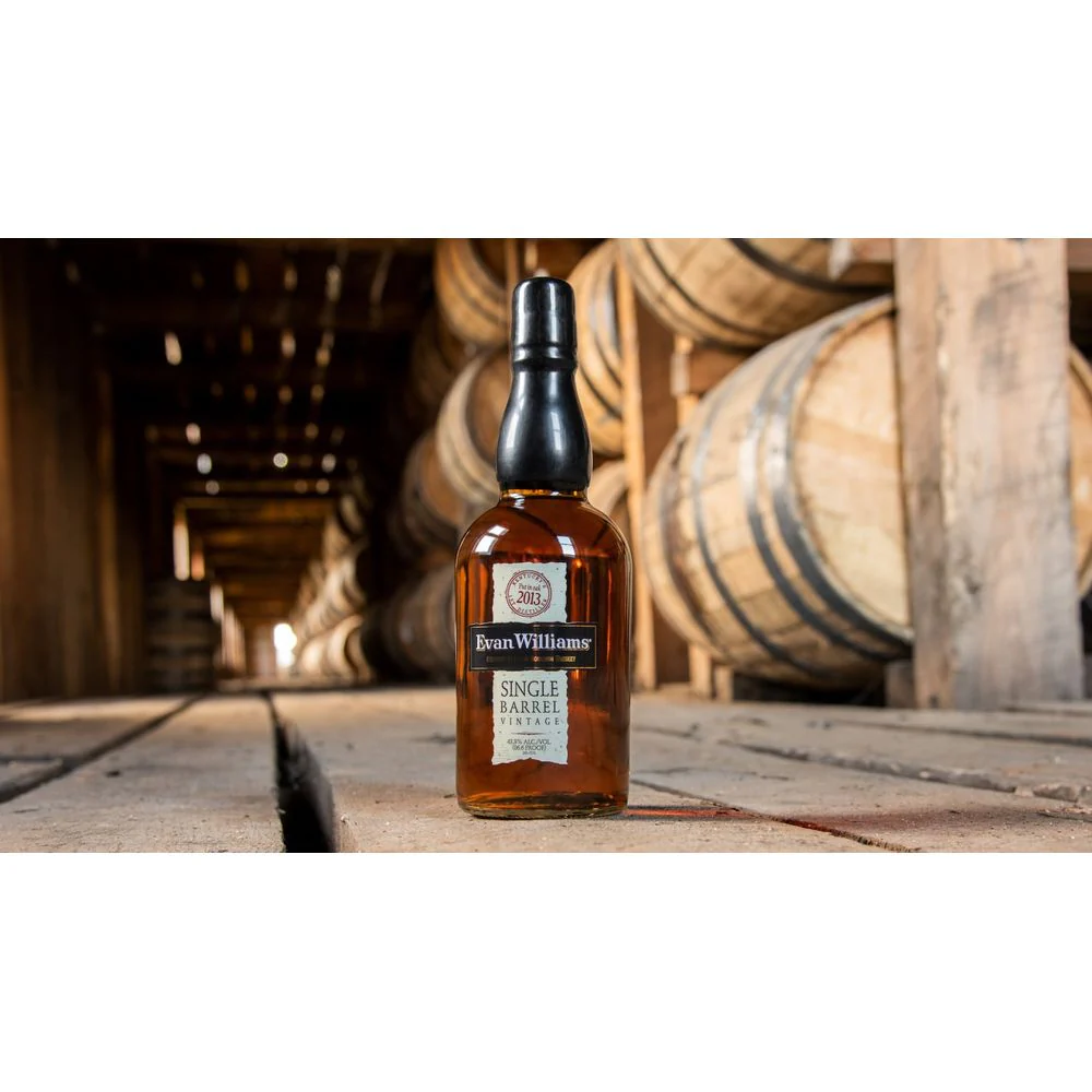 Evan Williams Single Barrel Vintage - Image 2