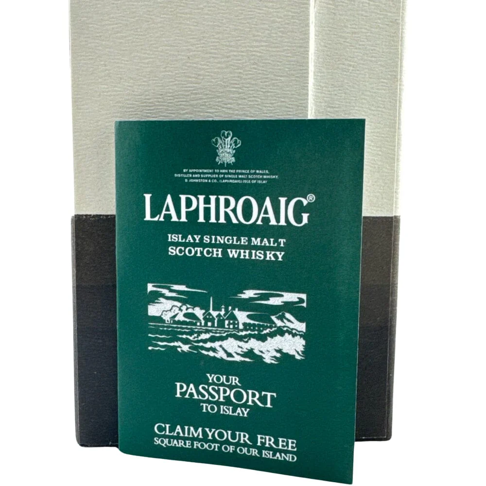 Laphroaig Single Cask Selection by Sip Whiskey X Wooden Cork - Image 6