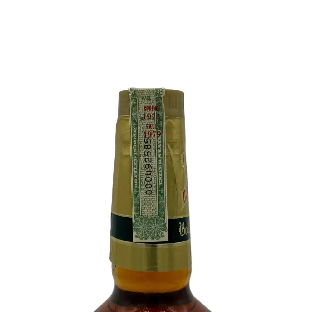 Old Fitzgerald Bottled-in-Bond Bourbon Quart Stitzel-Weller Made in Spring 1973 Bottled in Fall 1979 - Image 2