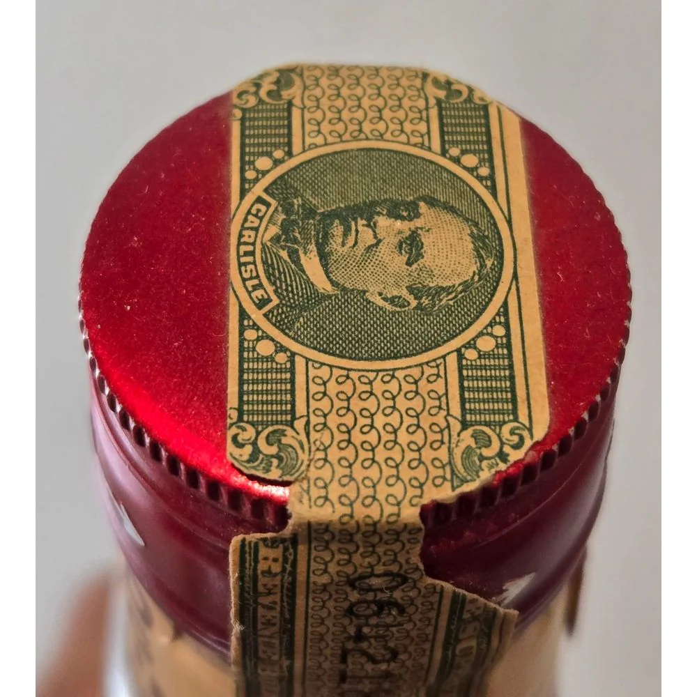Old Log Cabin Bottled-in-Bond 100 Proof Distilled 1960 Bottled In 1965 Half Pint - Image 2