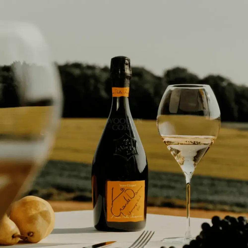 Veuve Clicquot La Grande Dame 2018 Limited Edition by Simon Porte Jacquemus - Image 3