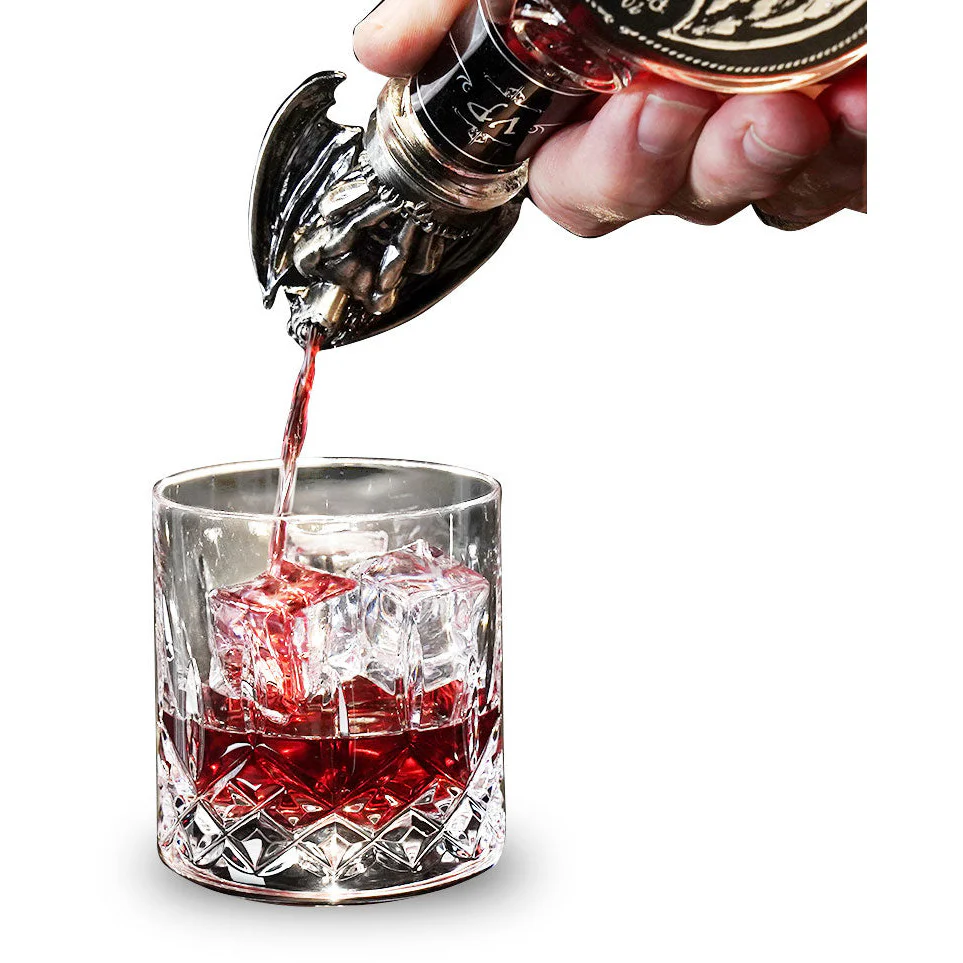 Von Payne Black Blended Whiskey - Image 3